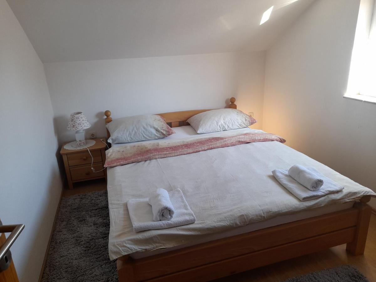 Apartman Zoran リヴノ エクステリア 写真