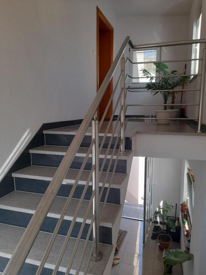 Apartman Zoran リヴノ エクステリア 写真
