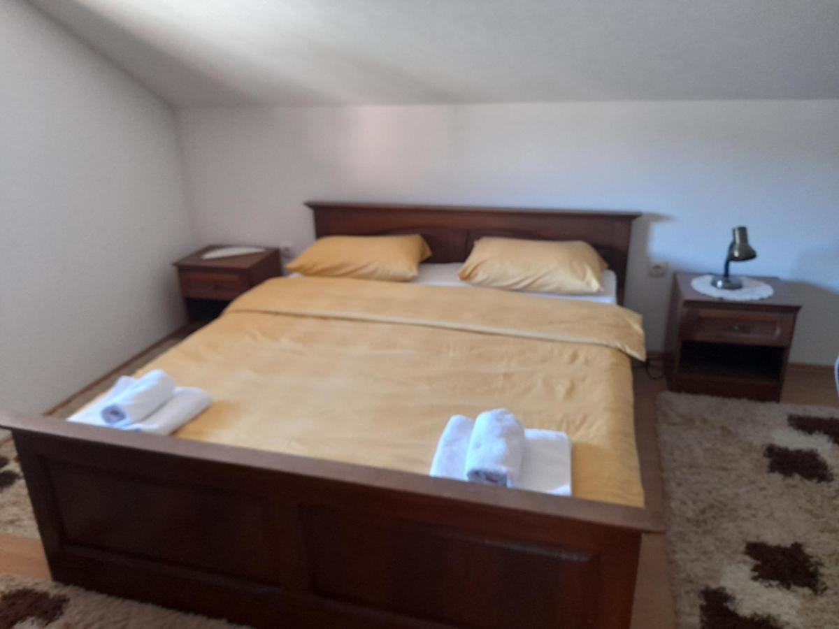 Apartman Zoran リヴノ エクステリア 写真